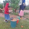 DONNE IN CERCA DI ACQUA